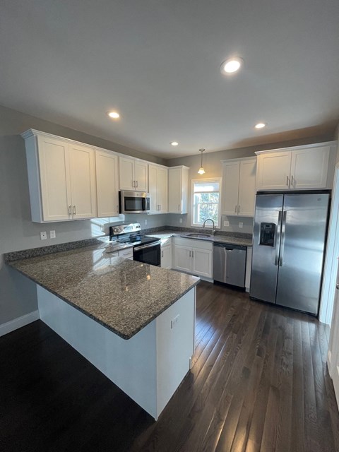 37 Eden Ave 1-2 Beds Apartment for Rent - Photo Gallery 14